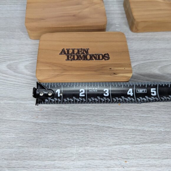 Allen Edmonds Aromatic Cedarwood Blocks Set of 3 Blocks - Picture 3 of 5